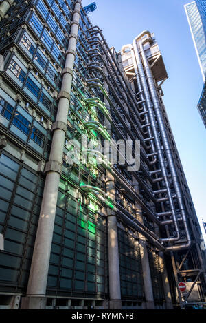 Bâtiment emblématique de la Lloyd's, un exemple majeur de l'architecture radicale Bowellism conçu par Richard Rogers, Ville de London, UK Banque D'Images