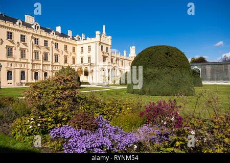 Château de Lednice avec jardin monumental parc anglais. Paysage culturel de Lednice-Valtice de. La Moravie du Sud, en République tchèque. UNESCO World Heritage Banque D'Images