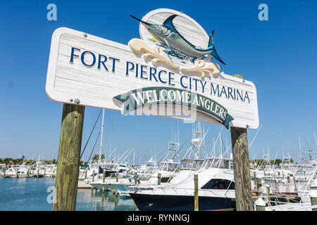 Floride, comté de Saint St. Lucie, fort ft. Pierce,Indian River Lagoon,fort Pierce City Marina,panneau,bois sculpté,marlin,bateau,canotage,yacht,navigation,recre Banque D'Images