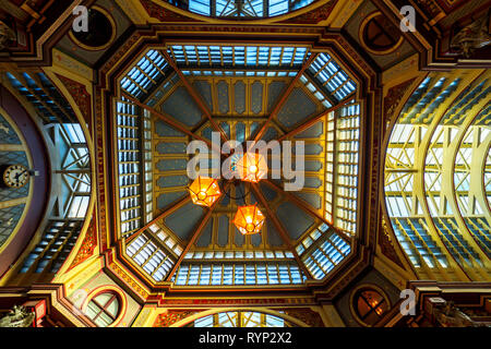 Leadenhall Market plafond - Londres, Angleterre Banque D'Images