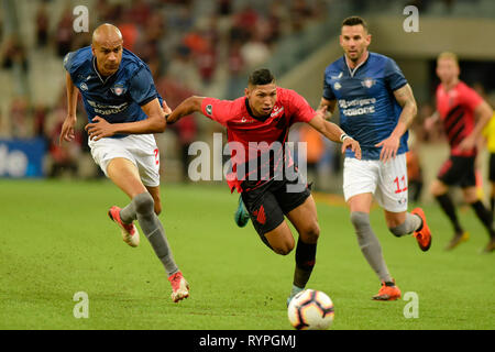 Curitiba, Brésil. 14Th Mar, 2019. Alex Silva et Ron lors de Jorge Wilstermann Athletico vs. Match valide pour le deuxième tour de la phase de groupes de la CONMEBOL Libertadores 2019. Arena da Baixada. Curitiba, PR. Credit : Reinaldo Reginato/FotoArena/Alamy Live News Banque D'Images