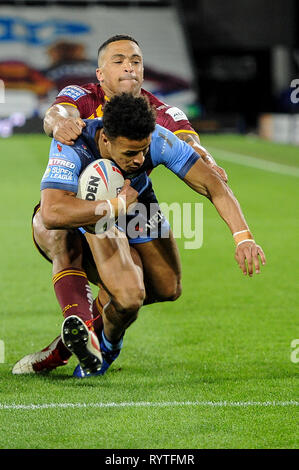 Huddersfield, UK. 14 mars 2019. John Smiths Stadium, Huddersfield, Angleterre ; Rugby League Super League Betfred, Huddersfield Giants vs Saint Helens ; Saint Helens Regan Grace marque un essai. Credit : Dean Williams/Alamy Live News Banque D'Images