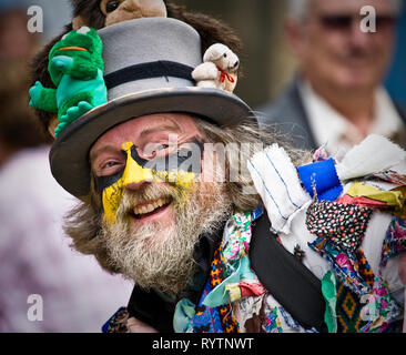 Morris un homme à un festival à Lincoln. Banque D'Images