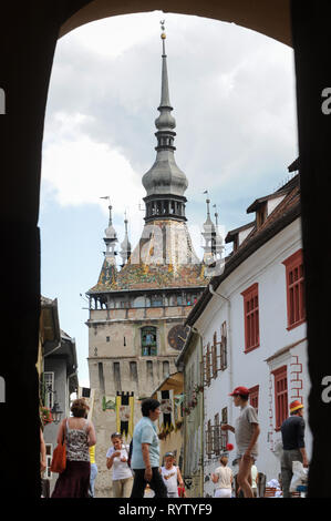 Turnul cu ceas gothique Sighisoara (Tour de l'horloge) construite en XIV siècle dans la région de Cetatea Sighisoara (centre historique de Sighisoara) construit au xiie siècle Banque D'Images