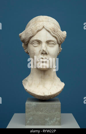 Copenhague. Le Danemark. Portrait d'une jeune femme, fin du Ier siècle ap. Ny Carlsberg Glyptotek. À partir de Syracuse, en Sicile. En. Du musée descript Banque D'Images