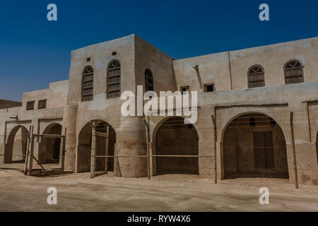 Une façade et entrée au château Aqeer, l'Arabie Saoudite Banque D'Images