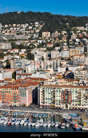 Vieille ville de Nice avec le port Lympia, France Banque D'Images