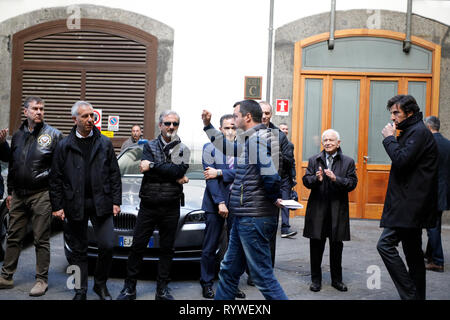 Naples, Italie. Mar 15, 2019. L'Italie, Campanie 15 mars 2019, le ministre de l'intérieur de la République italienne, Matteo Salvini leader de l'extrême droite italienne à Naples dans la préfecture pour le conseil sur la sécurité. Dans photo Matteo Salvini Crédit : Fabio Sasso/Pacific Press/Alamy Live News Banque D'Images