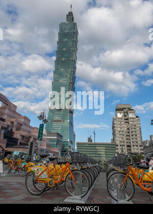 Taipei, Taiwan - le 02 octobre 2016 : Taipei 101. Gratte-ciel historique de Xinyi District. Banque D'Images