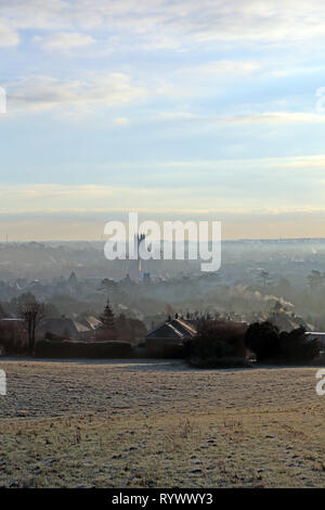 Vue de la Cathédrale de Canterbury à l'aube du jour de Noël 2018 de Neil's Place pré. Banque D'Images