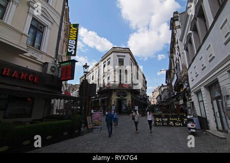 Bucarest, Roumanie - 30 mai 2017 : Vue de la PUB Vintage, situé dans la vieille ville sur la rue Selari, à Bucarest, Roumanie. 30 mai, 2017 Banque D'Images