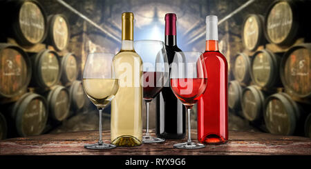 Collection de rouge blanc et rose equisite bouteille vin glasseson table en bois en face de la vieille cave à vin rustique baril vaste panorama historique Banque D'Images