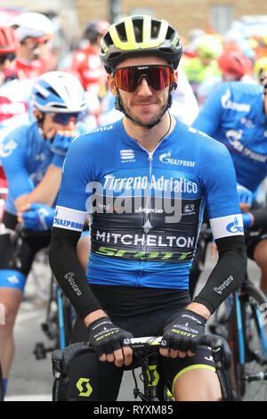 Foligno, Italie. Mar 15, 2019. Adam Yates de Michelton - Scott au cours de la 3eme etape Pomarance - Foligno Tirreno Adriatico - photos - Laurent Lairys /MAXPPP Crédit : Laurent Locevaphotos Lairys/agence/Alamy Live News Banque D'Images