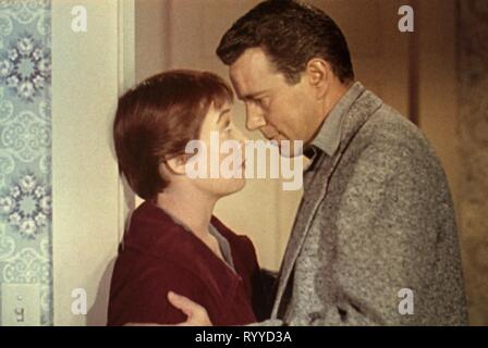 MACLAINE, Forsythe, LE PROBLÈME AVEC HARRY, 1955 Banque D'Images