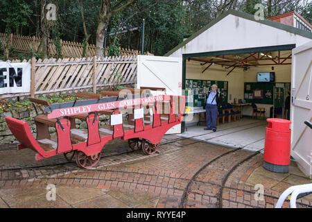 Glen Shipley, tramway Baildon, West Yorkshire, Angleterre Banque D'Images