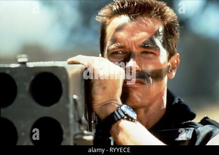 ARNOLD SCHWARZENEGGER, commando, 1985 Banque D'Images