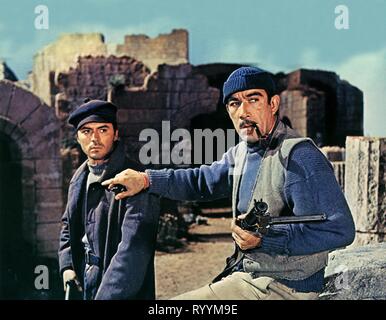 JAMES DARREN, Anthony Quinn, les canons de Navarone, 1961 Banque D'Images