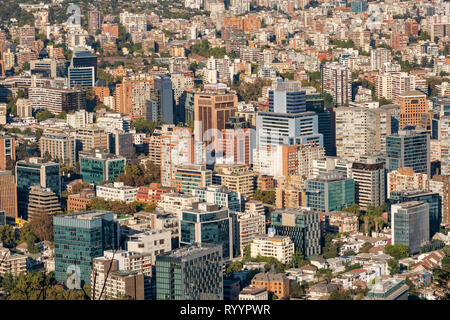 Rues de la région de Santiago, au Chili, du Cerro San Cristobal. Banque D'Images