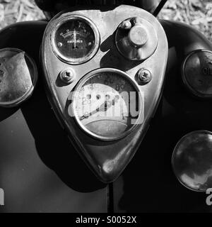 Vintage Motorcycle compose en noir et blanc. Banque D'Images