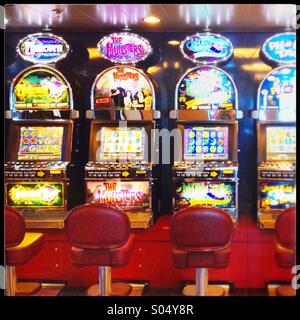 Machines à sous en ligne de casino. Banque D'Images