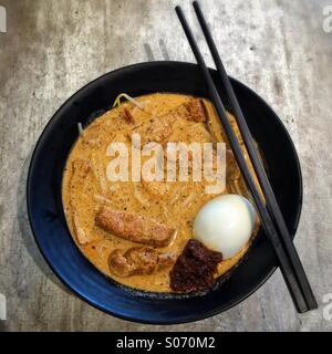 Soupe aux nouilles Laksa Singapour Banque D'Images