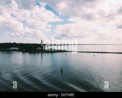 Point de rencontre entre la rivière Daugava et le golfe de Riga, Lettonie Banque D'Images