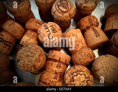 Sélection de bouchons de champagne et vin mousseux. Banque D'Images