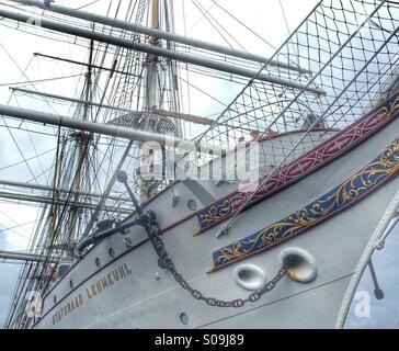 Statsraad Lehmkuhl dans port de Bergen. Banque D'Images