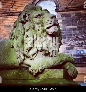 Lion, Saltaire, Bradford Banque D'Images