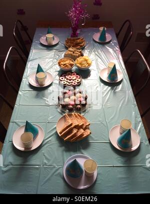 Set de table pour l'anniversaire d'enfants Banque D'Images