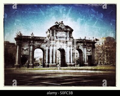 Puerta de Alcala à Madrid, Espagne Banque D'Images