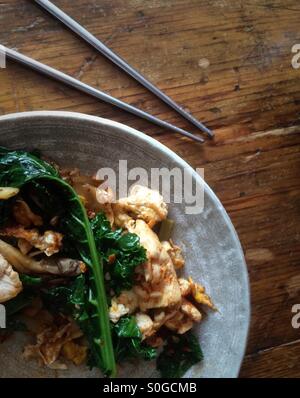 Pad Kee Mao au Thai Restaurant Banque D'Images