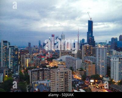 Vue sur le centre-ville de Toronto sur le toit de Banque D'Images
