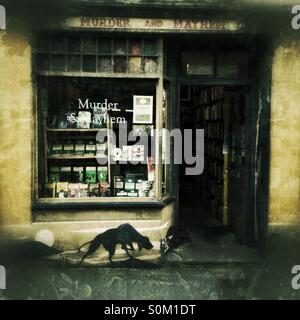 Façade d'une librairie spécialisée dans l'écriture du crime, Hay-on-Wye, UK Banque D'Images