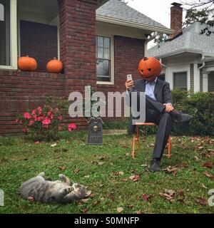 Jack pumpkinhead, un homme portant un masque. jack o lantern. Banque D'Images