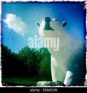 Statue de l'ours polaire l'Ecosse Highland Wildlife Park Kingussie Banque D'Images