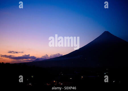 Le majestueux Mt. À Mayon, Philippines Albay. Banque D'Images