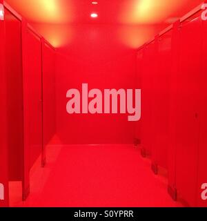 Women's restroom rouge au nouveau SFMOMA Banque D'Images