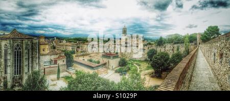 Vue panoramique de la ville de Gérone, Espagne Banque D'Images