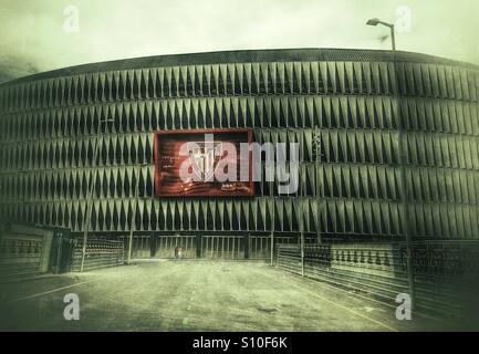Vue sur le stade de football San Mames à Bilbao, Espagne Banque D'Images