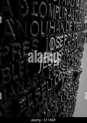 'Jésus' sur la porte de la Sagrada Familia Banque D'Images