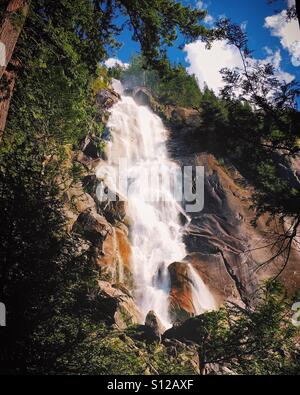 Shannon Falls, près de Squamish, British Columbia, Canada Banque D'Images