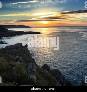 Lever de soleil sur l'Prawle Point dans le Devon Banque D'Images