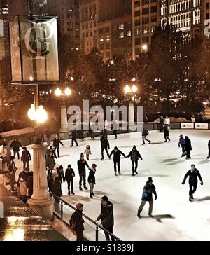 Chicago Millennium Park Patinage sur glace Banque D'Images