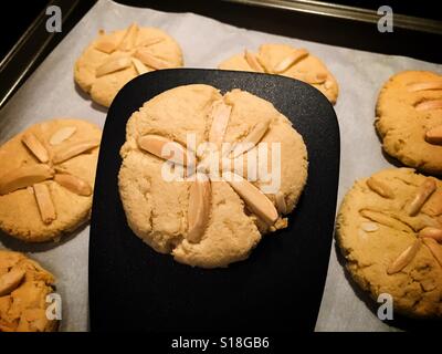 Cookies amande sans gluten faite avec de la farine d'amande Banque D'Images