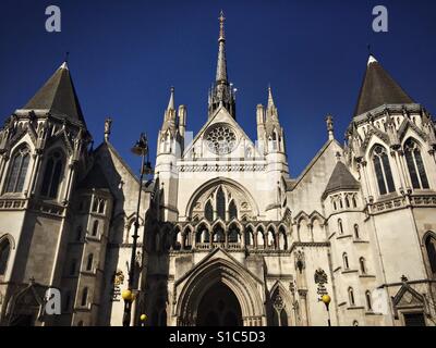 La Royal Courts of Justice à Londres, en Angleterre. Banque D'Images