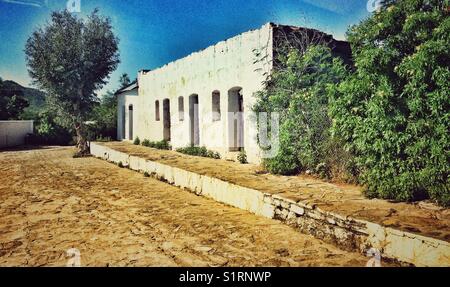 Vieux bâtiment abandonné dans la région de El Triunfo, une ville minière prospère au Mexique. Banque D'Images