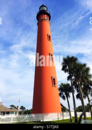 Ponce de Leon Inlet Lighthouse à Ponce Inlet, Florida, USA. Banque D'Images