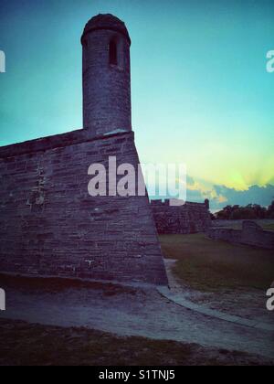 Coucher du soleil à Castillo de San Marcos, Saint Augustin Banque D'Images