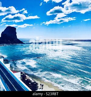 Ifach de Calpe, Calpe, Alicante, Espagne, la côte Banque D'Images